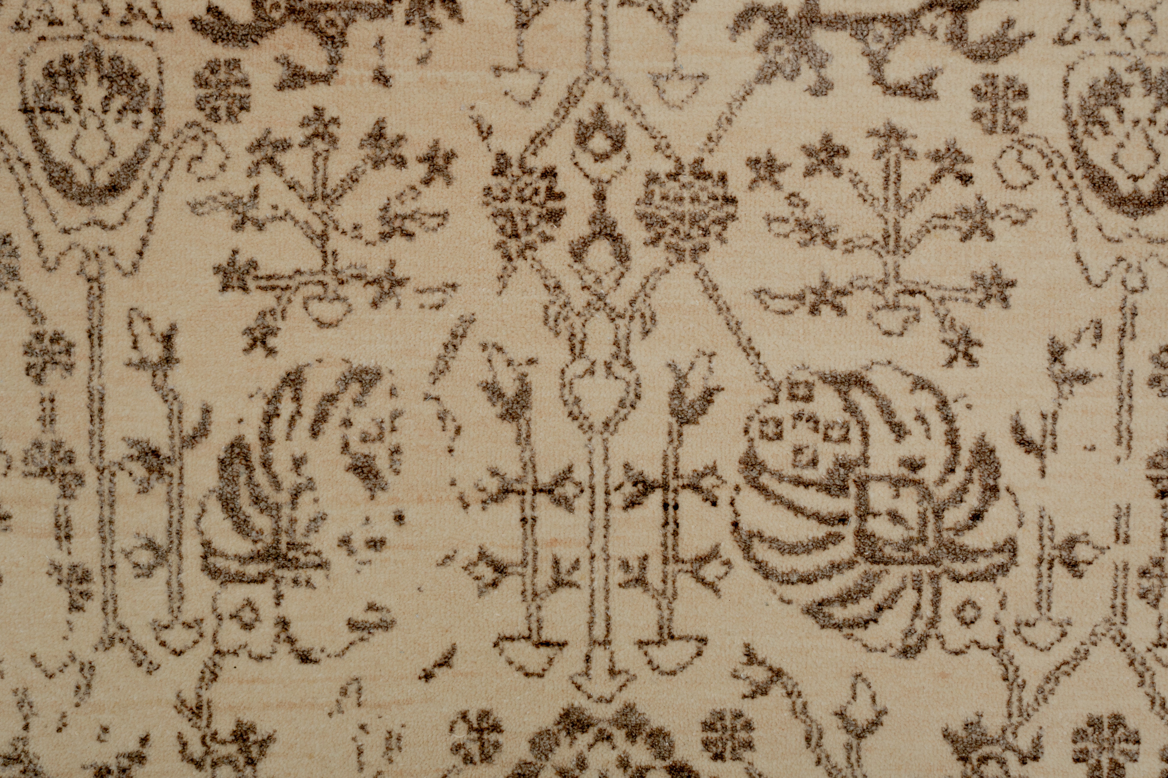 Handknotted Modern Carpet DIA- 191 VASE 3